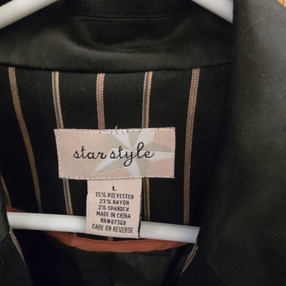 Sara Michelle Black, Tan And Coral Pinstriped Blazer with Embroidered Crest - Picture 3 of 8